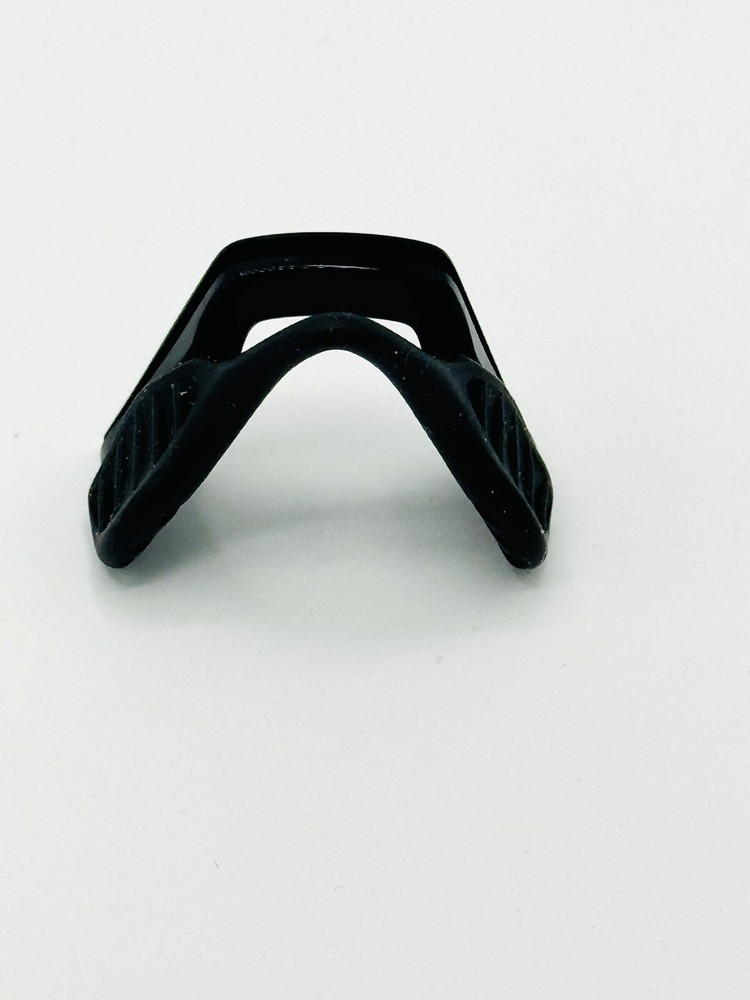 AUTHENTIC OAKLEY HYDRA SUNGLASSES REPLACEMENT NOSE PAD HARD PLASTIC & RUBBER KIT