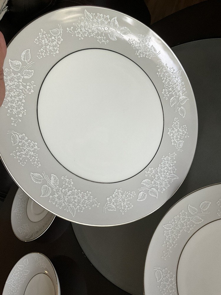 Noritake China Demask 5698 Japan SEVEN PIECE Place Setting EUC