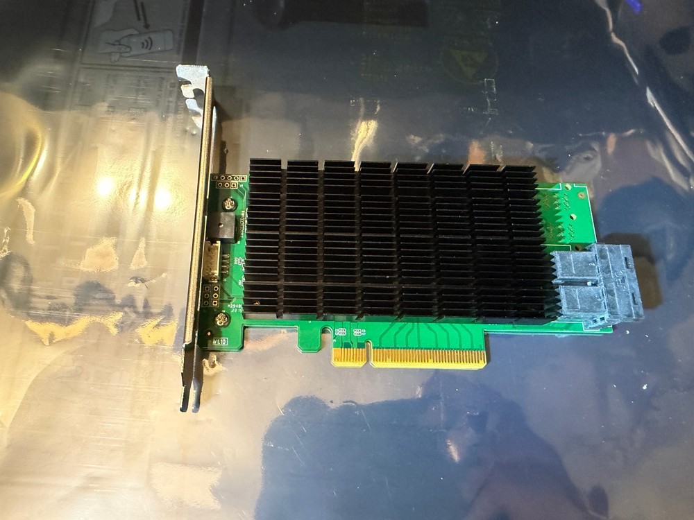 HighPoint RocketRAID 3720C