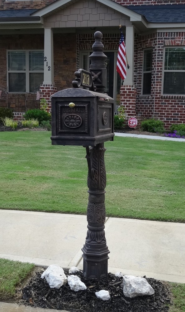 Better Box Mailboxes - BRONZE - Classic Decorative Cast Aluminum Mail Box BB-R