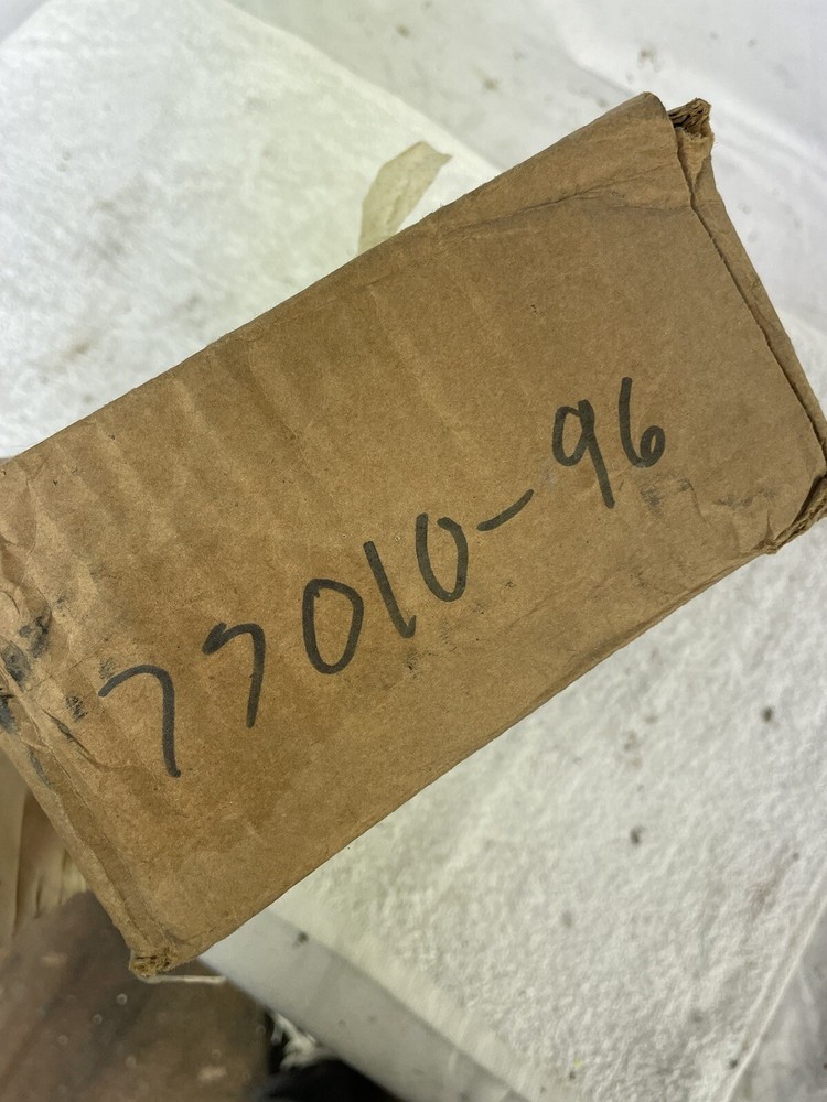 Harley Davidson FLHTC Speaker Assembly 77010-96 NOS