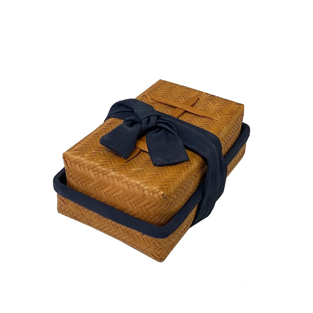 Asian Handmade Rustic Brown Rattan Rectangular Accent Storage Box ws2976