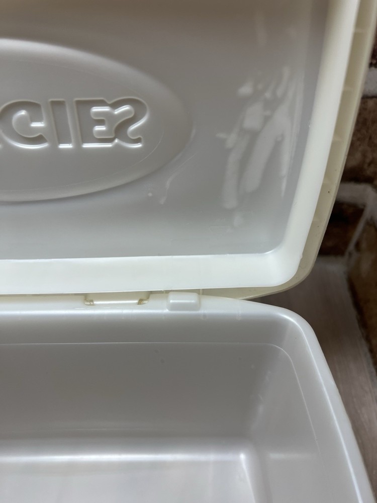 VTG Huggies Baby Wipes Hard Case White Empty Refillable Container