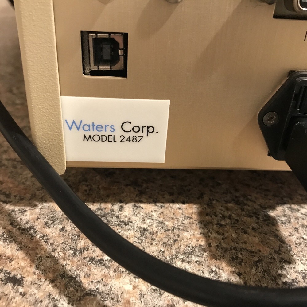 WATERS 2487 DUAL ABSORBANCE DETECTOR