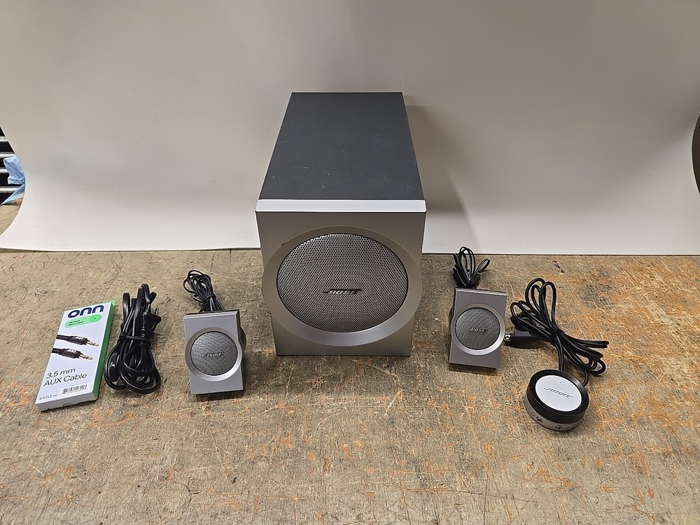 Bose Companion 3 Multimedia Computer Speaker System