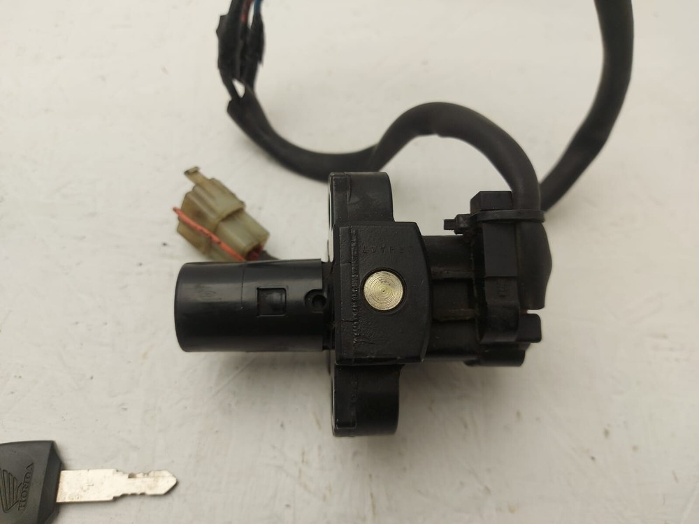 Honda VTR 1000 SP2 Ignition Barrel & Key OEM