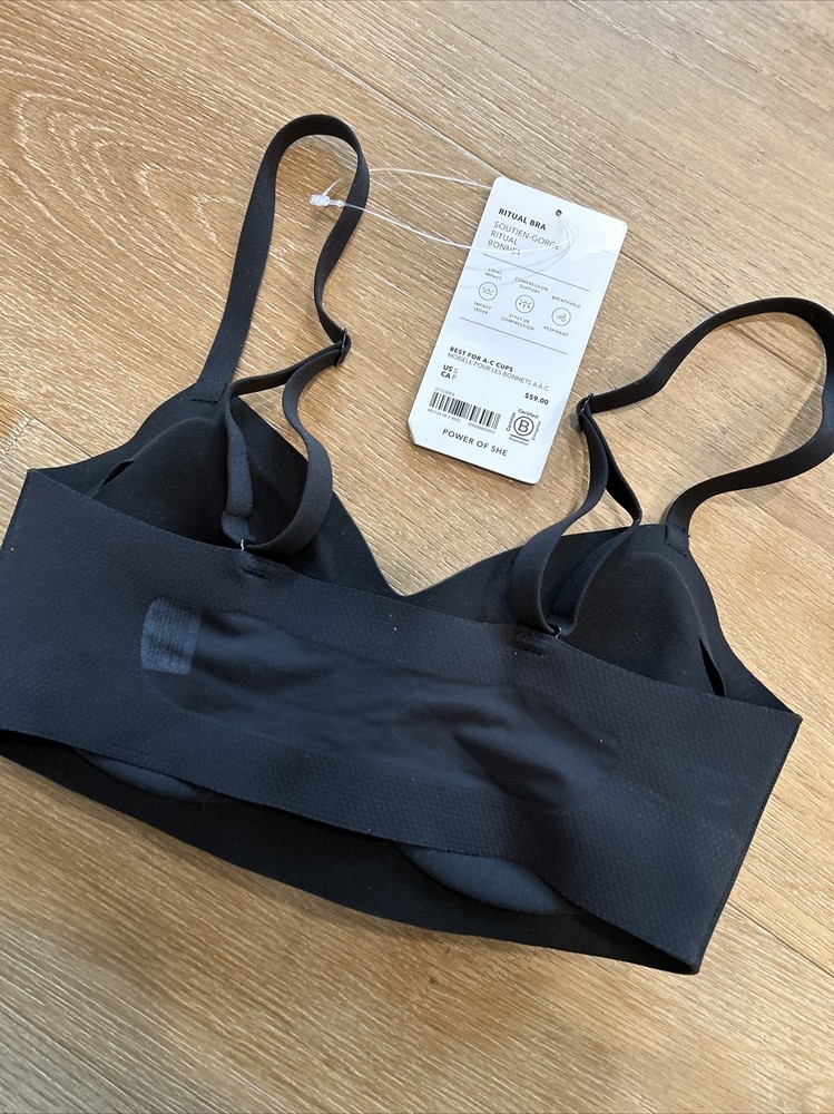 NWT Athleta Ritual Adjustable Strap Bra Small A-C Cup Black Soft Comfort