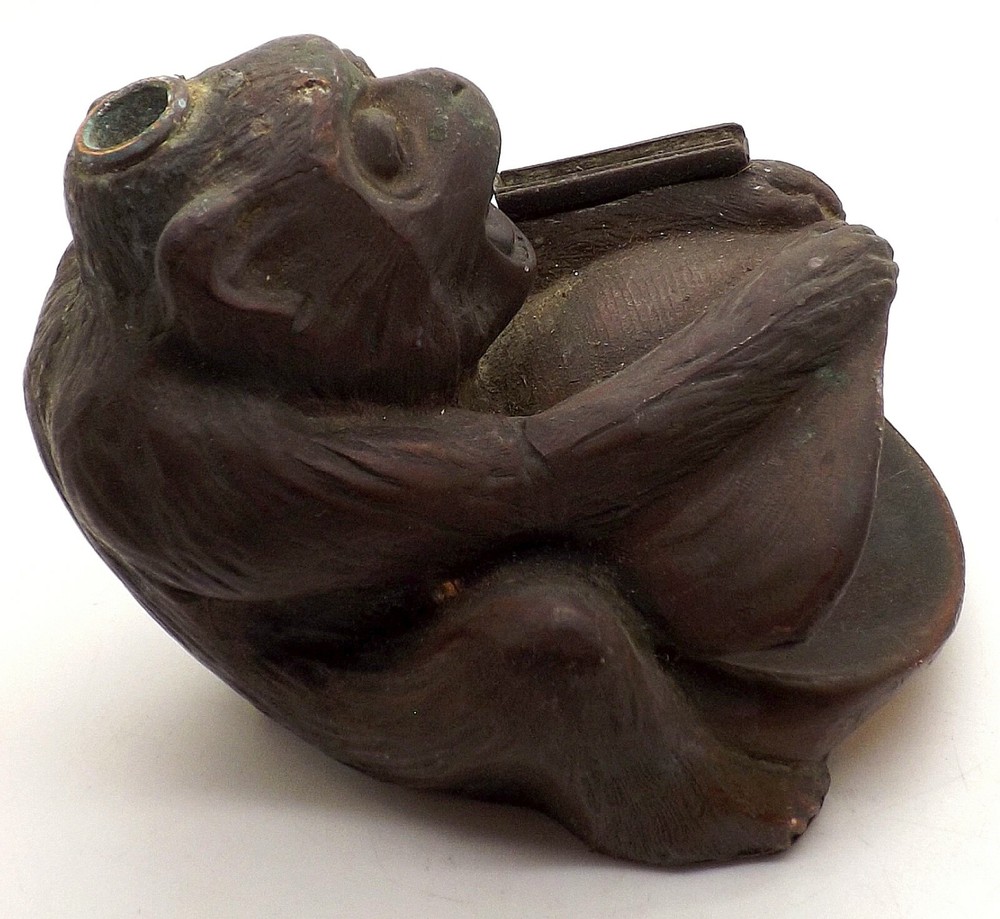 1930's Ronson Monkey Lighter & Ash Tray Model 8864 ~Wow~