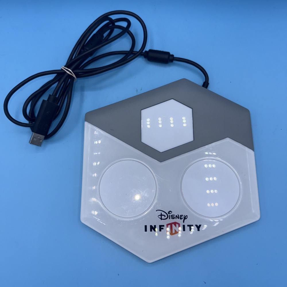 Disney Infinity Base for Xbox One - Model INF-8032386 Tested & Working