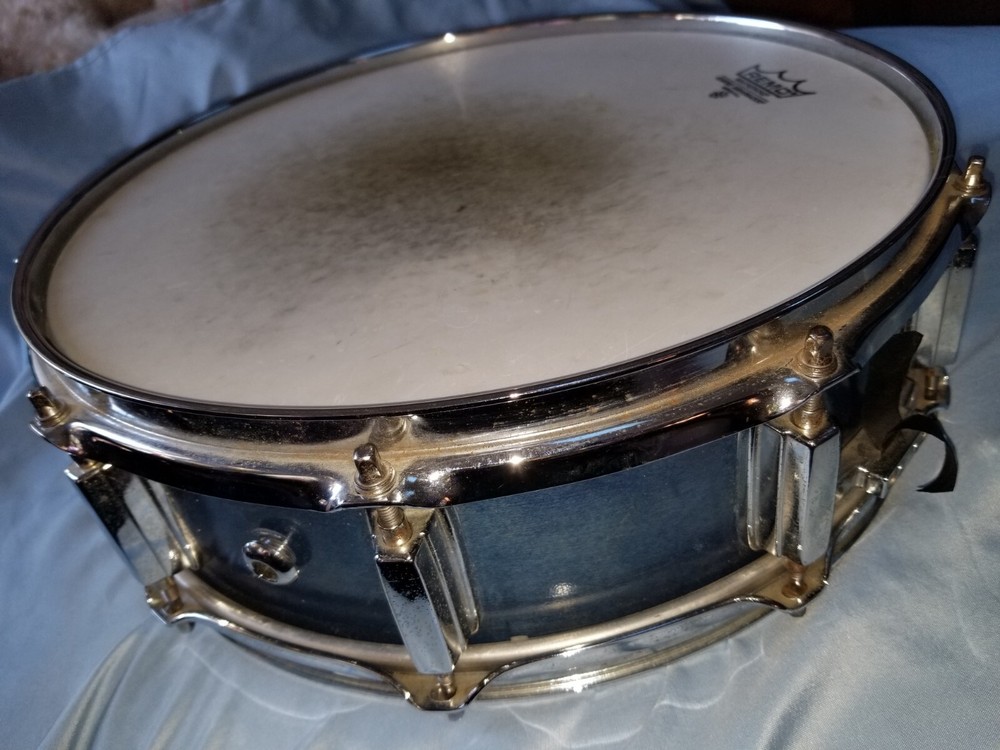 D Conaway Wood Snare Drum 5x14 Blue
