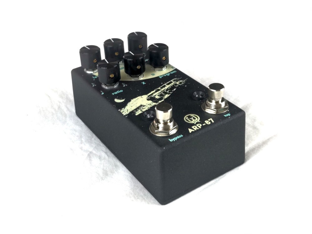 Used Walrus Audio ARP-87 Multi-Function Delay Guitar Effects Pedal