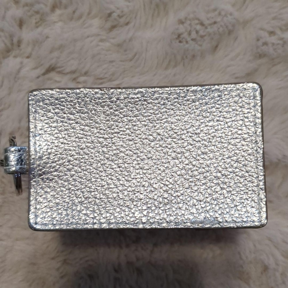 Mrs. GREEN APPLE Gadget Case By Zenjin