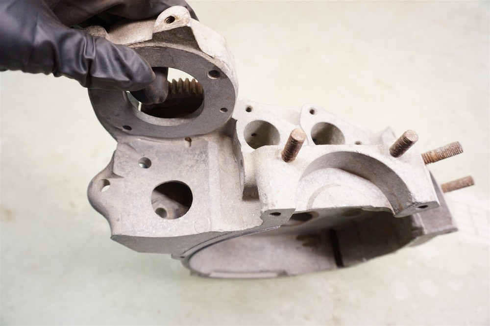 Harley 1941 Ul engine Case right side nice oem U Flathead 80 *TZ33