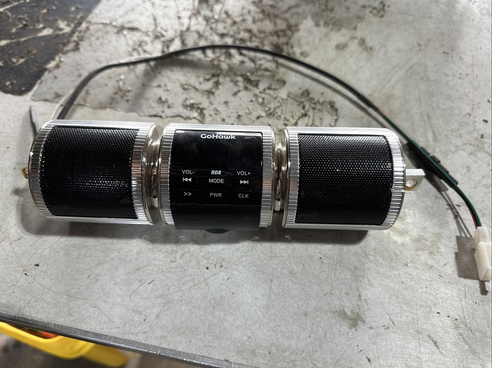 GO HAWK MOTORCYCLE ATV BLUETOOTH HANDLBAR MOUNTED SPEAKER -USED