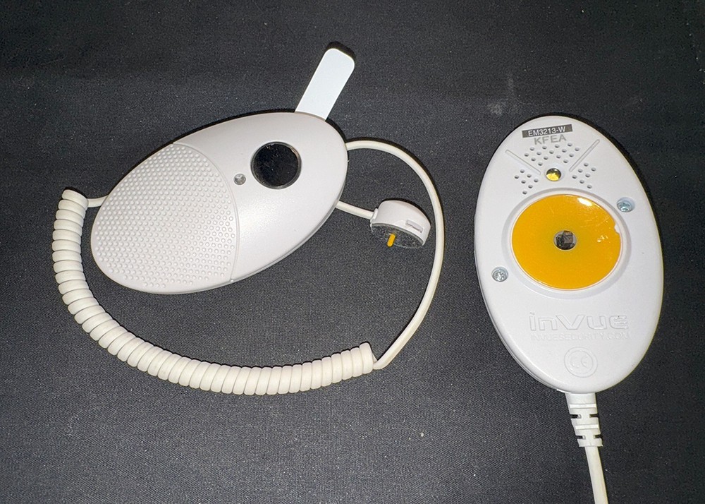 InVue Security EM3213-W - White
