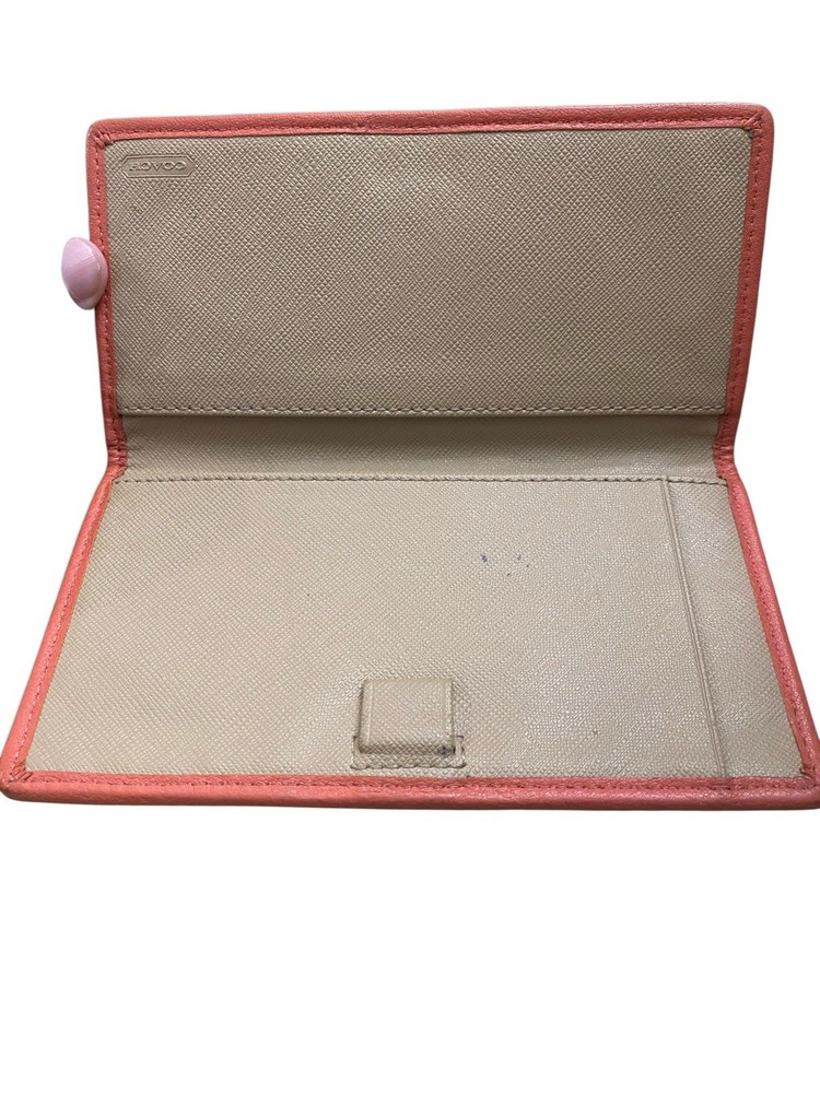 Preowned Unbranded Circular Pattern Wallet