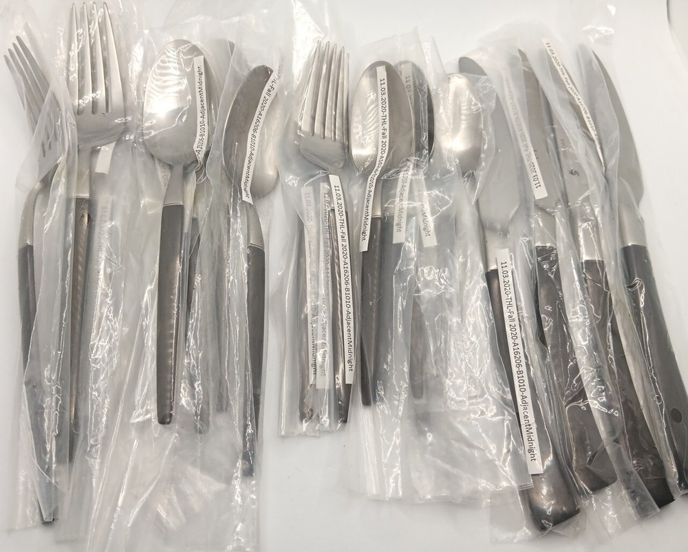Oneida Adjacent Midnight 20 Piece Place Set Flatware Stainless Serves 4 Persons
