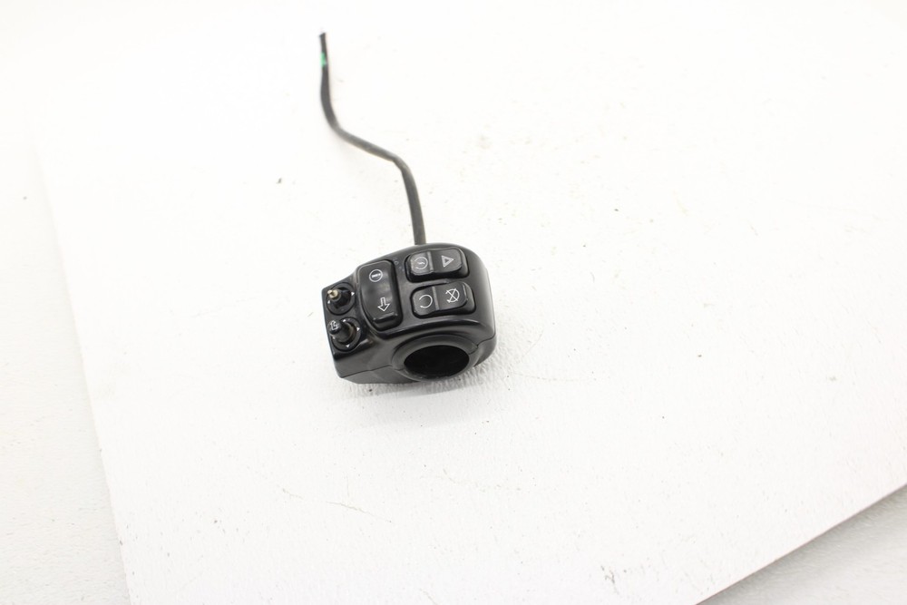 2014-2015 Harley Davidson Electra Ultra Limited Right Control Switch Pack