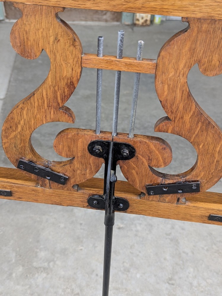 Hamilton Oak & Cast Iron Victorian Music Stand 😍