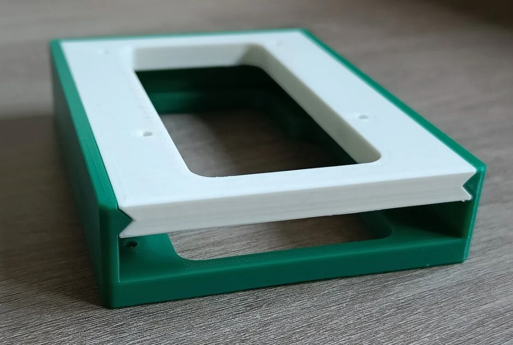 Raspberry Pi 4 Model B SSD Box (White and/or Black)