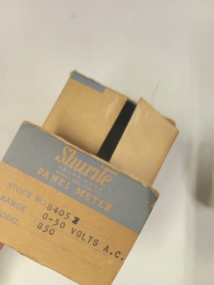 Vintage Shurite Model 850 A.C. Volts Analog Panel Meter 0-50 Range