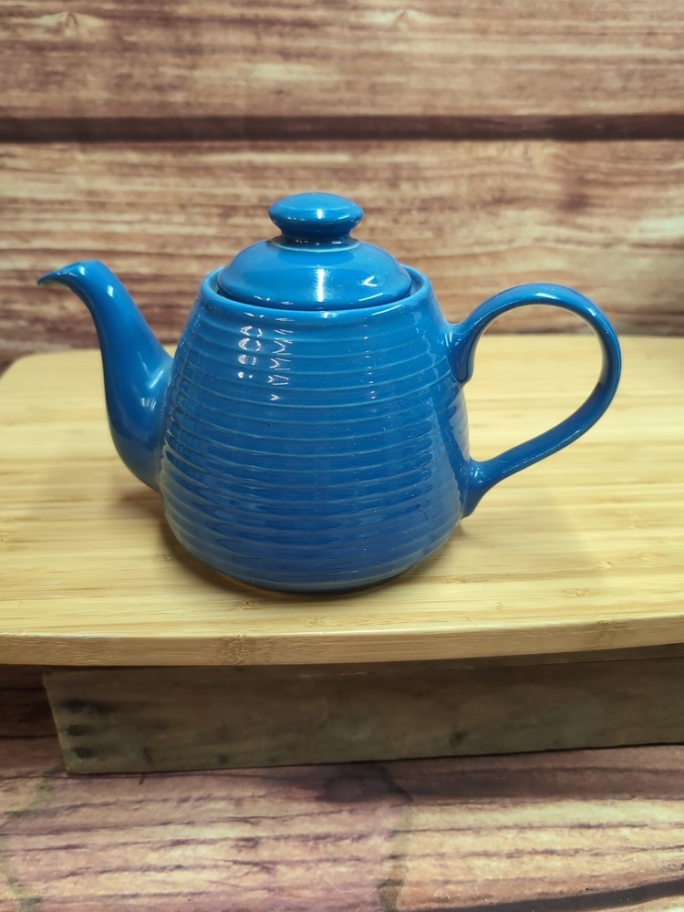 BLUE Rayware Teapot Ribbed Ceramic Pottery