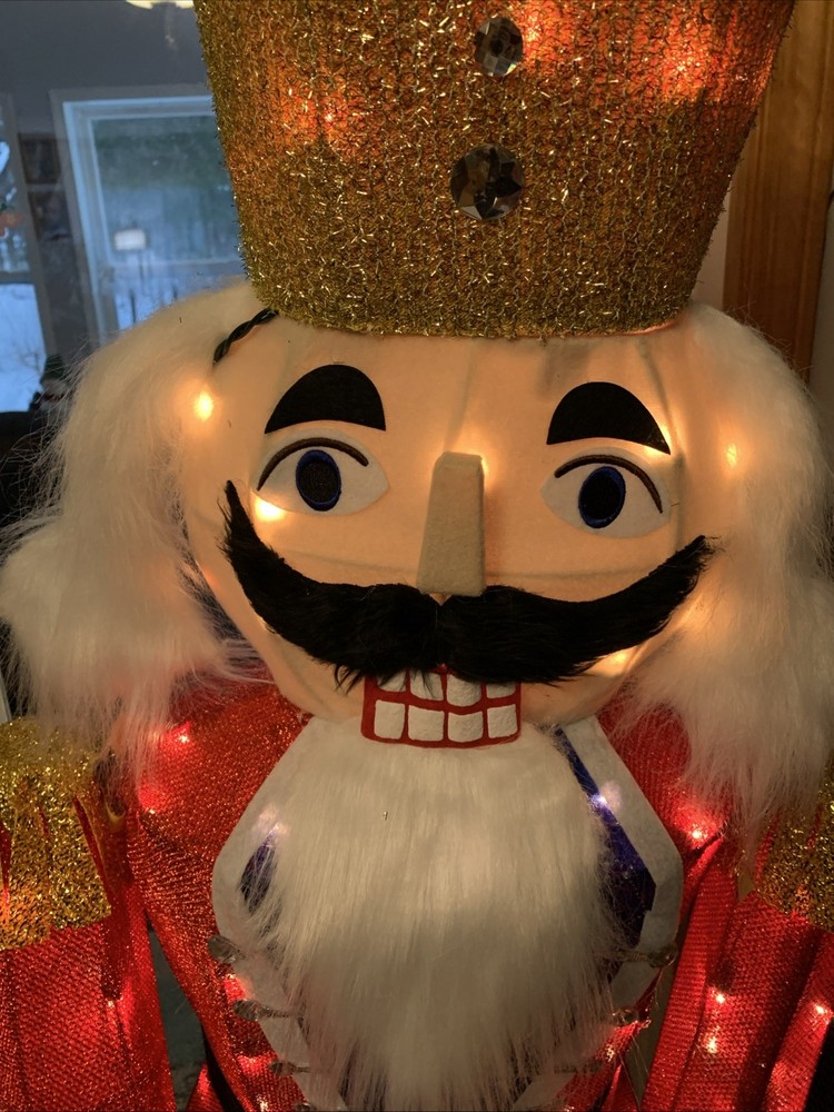 5’ Nutcracker King LED light Up. Red/Gold