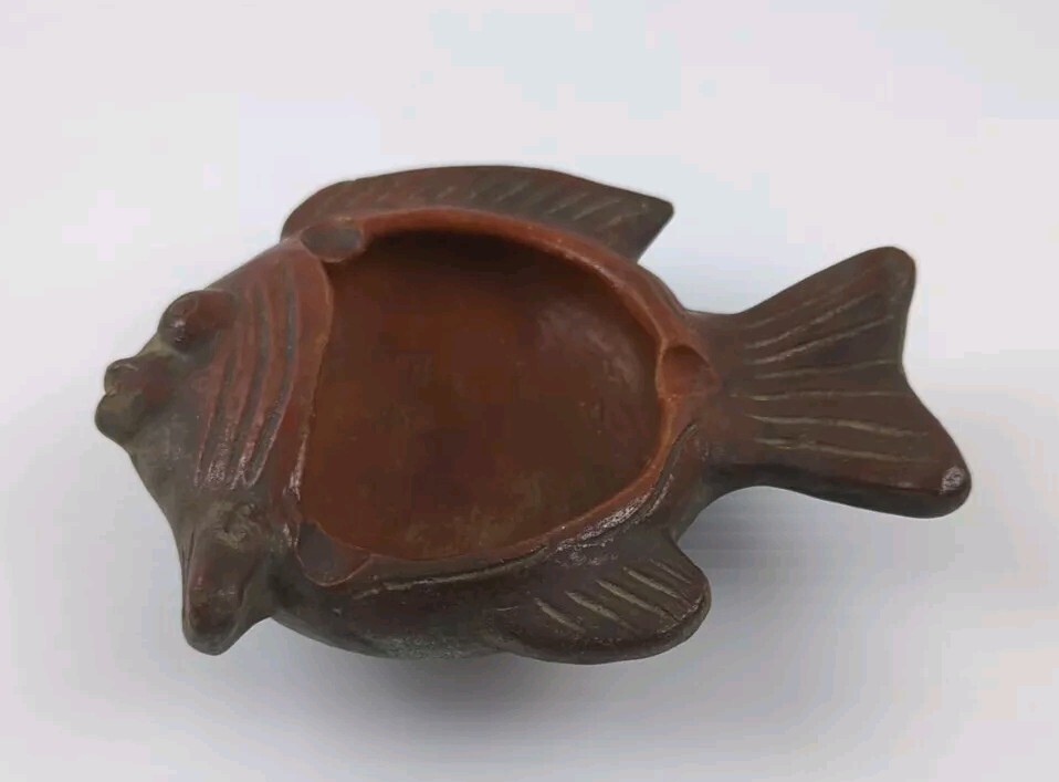 Fish Ashtray Pottery - Cast Iron Look