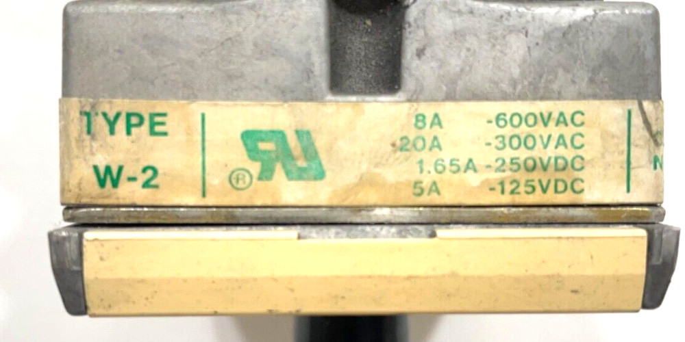 Electroswitch 3627A0BG74 Type w2 Switch 600v-8a 800v-20a