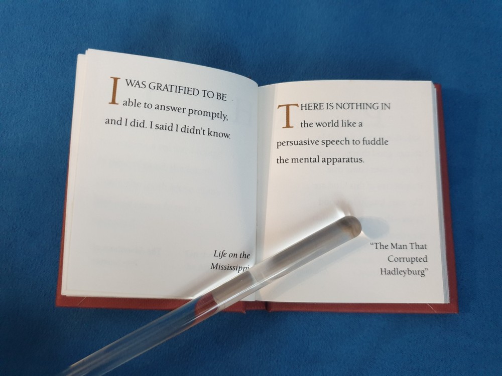 Book. Mark Twain. The Little Book.