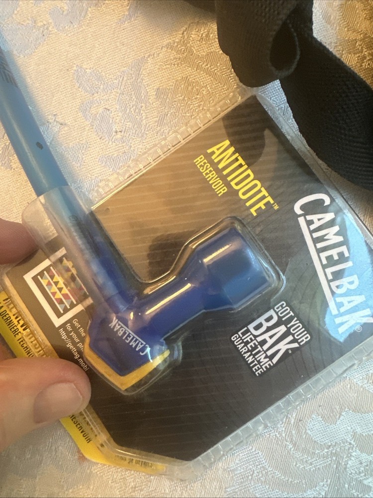 camelbak hydration pack Black 50 Oz Lightweight