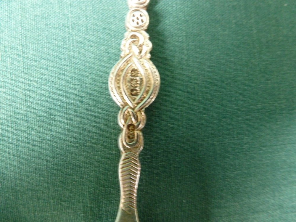 Vintage Sterling Silver Coronation Spoon 4 1/4"