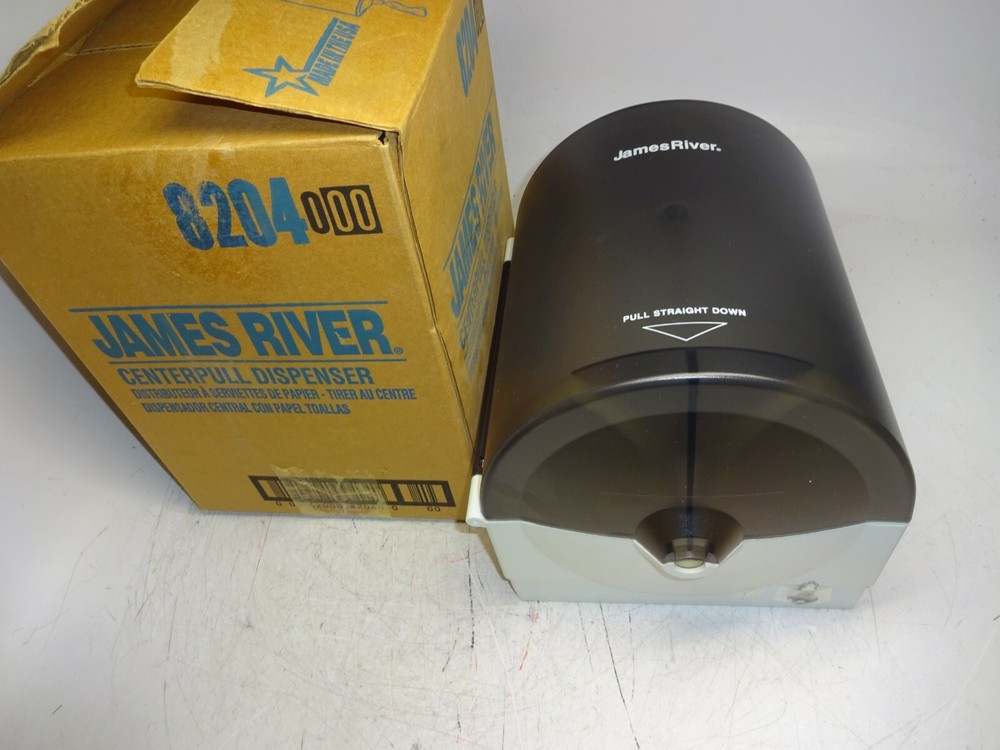 James River 8204000 Centerpull Dispenser
