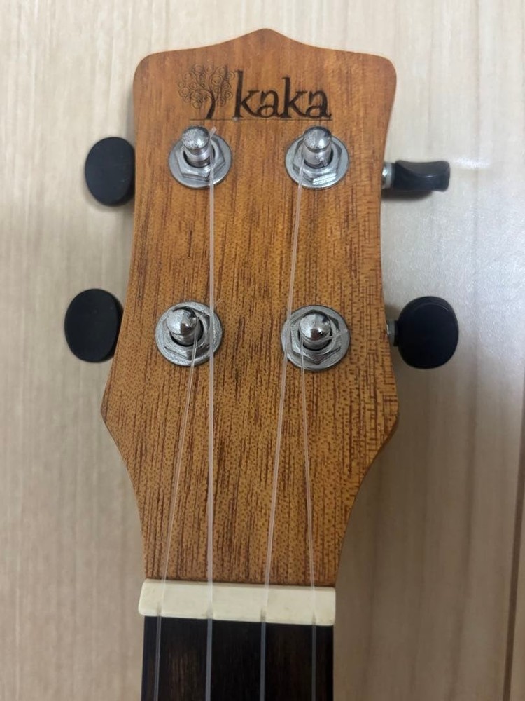 [Good condition] kaka ukulele body with case