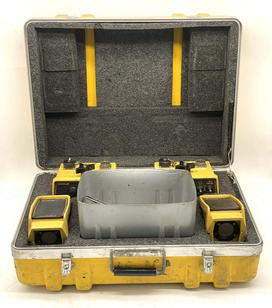 TOPCON SYSTEM FOUR 9254 Control Boxes, SONIC TRACKER II 9142 w/ Case ST2, 4
