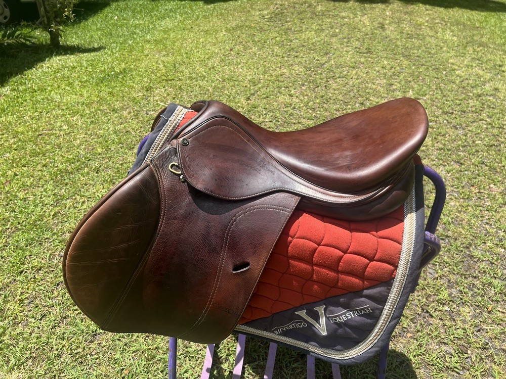 Ovation 18 San Telmo Saddle Medium Tree