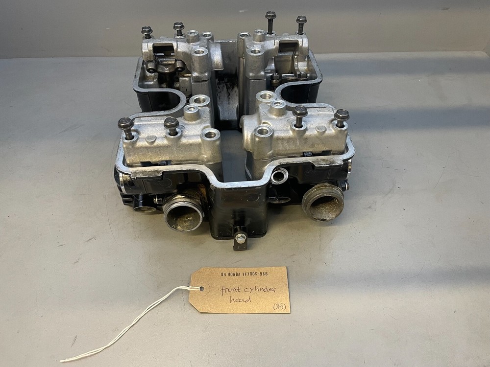 1984 Honda VF700S VF 700 S Sabre front engine cylinder head