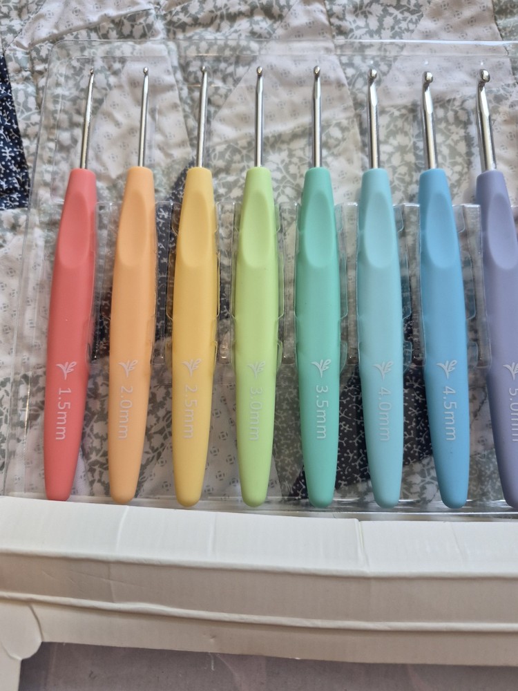 Crochet Hooks Set