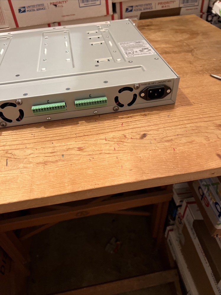 Axis 291 1 U Video Serv Rack 0267-001-05 with Encoder Blade Tested & Working