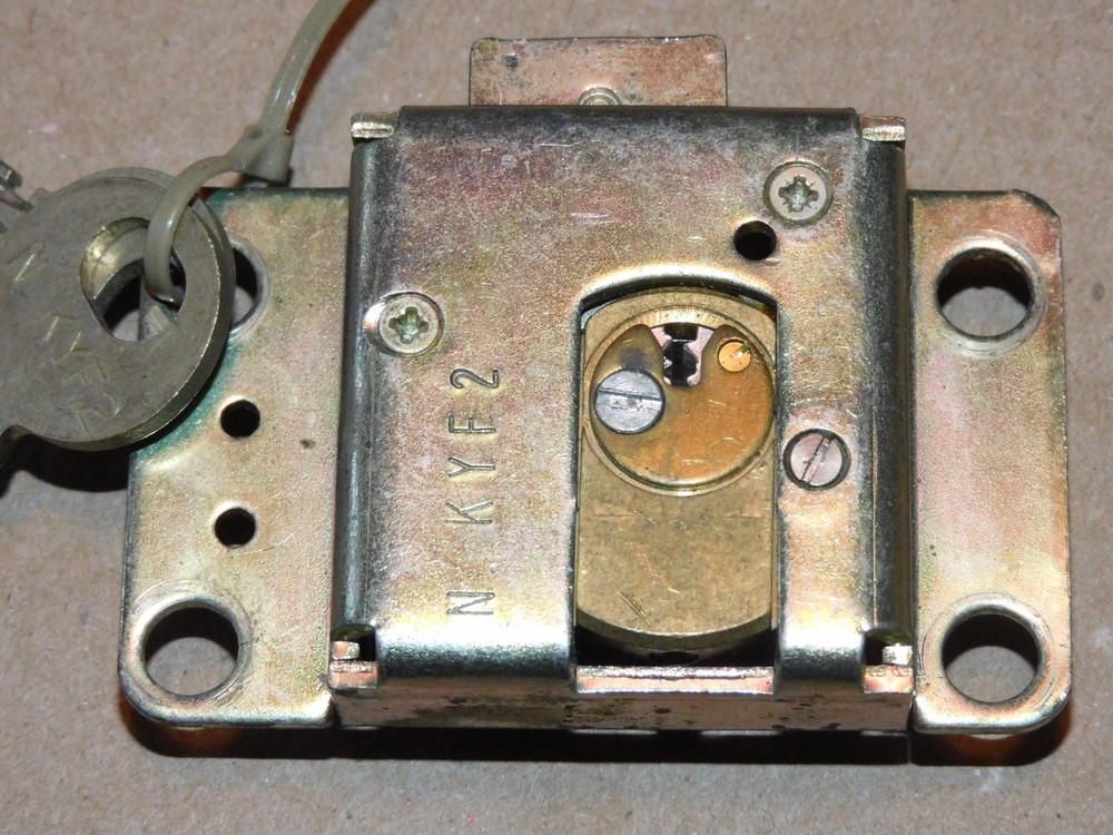 Vintage Payphone Pay Phone Lock with key #2