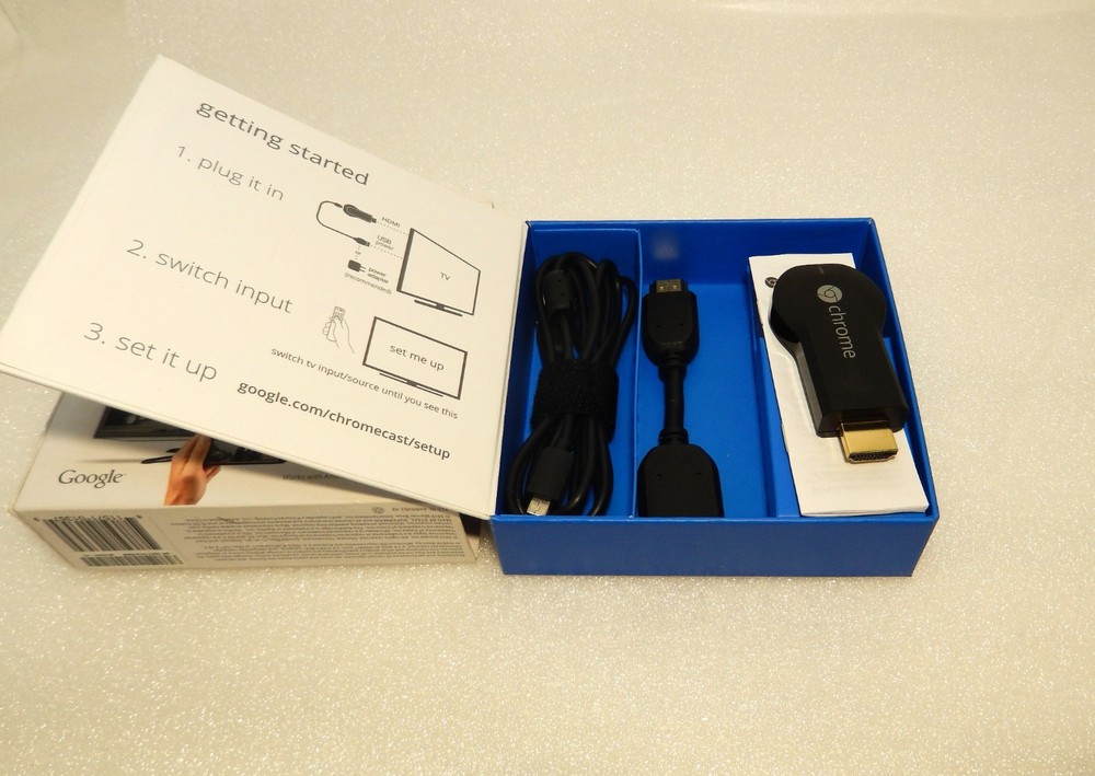 Google Chromecast Streaming Media Player - H2G2-42 (Black) - TESTED