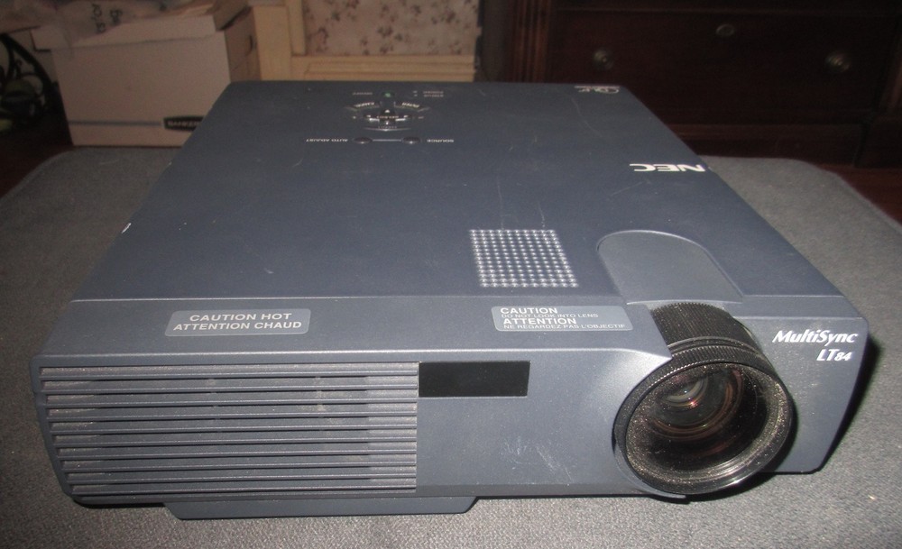 NEC Projector LT84/140 DLP MultiSync - Working