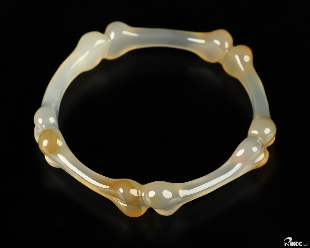 3.1" Agate Hand Carved Crystal Bangle, Crystal Healing