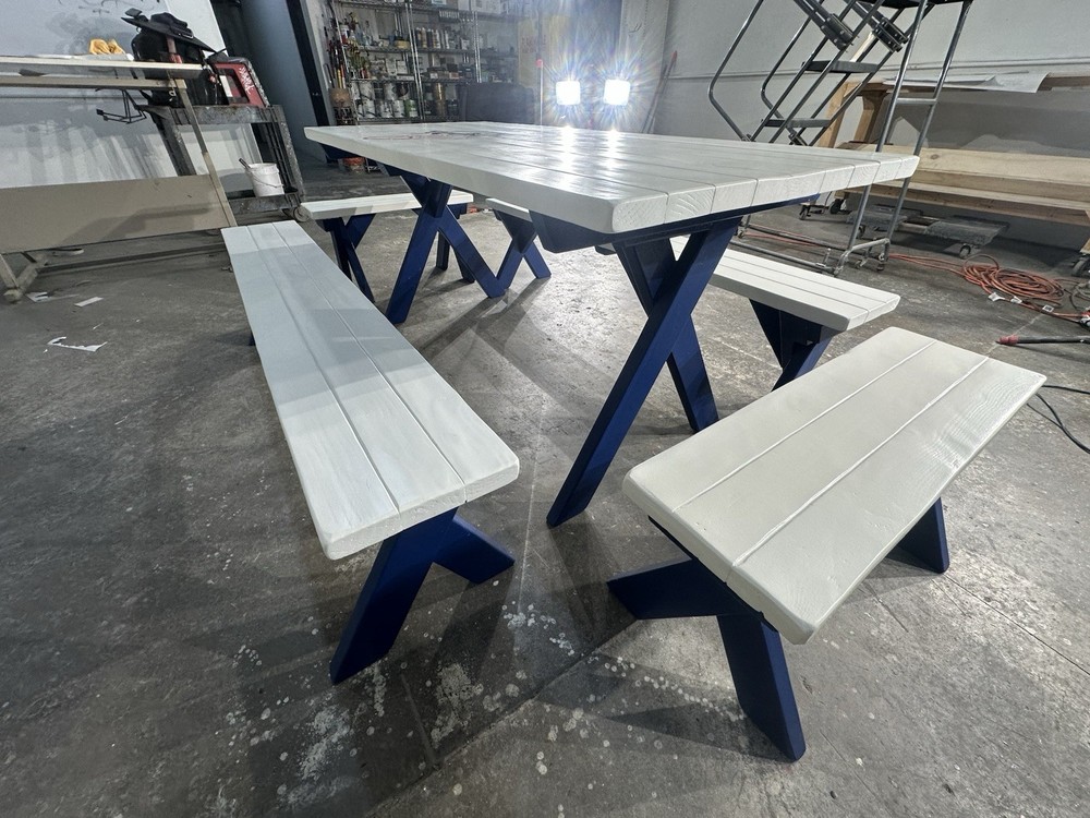 Los Angles Dodgers Classic White And Blue Picnic Table With Four Benches