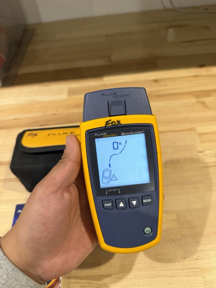 FLUKE NETWORKS MICROSCANNER 2 W/ BAG & MANUAL / SHIPS FAST