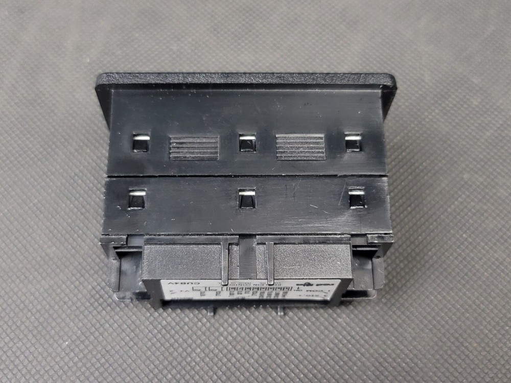 Red Lion Miniature DC Voltmeter Model CUB4V020