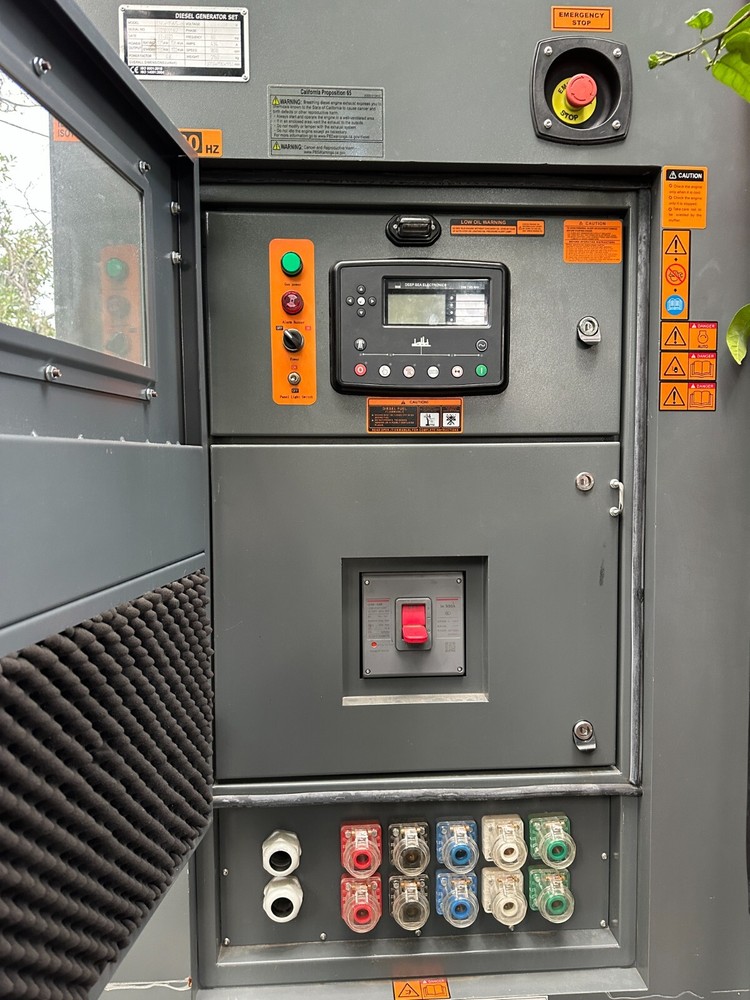 Perkins (CAT) 125KW Diesel Generator Super Silent Engine Quiet Engine