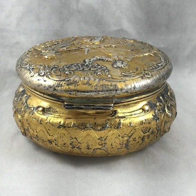 Figural Sheffield England 1899/Hanau w/Import Marks Hinged Box-4 3/4" diameter