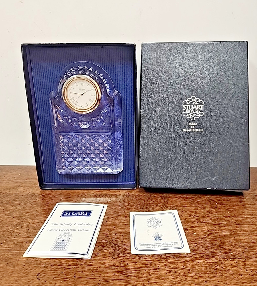 NIB STUART CRYSTAL BEACONSVILLE CLOCK
