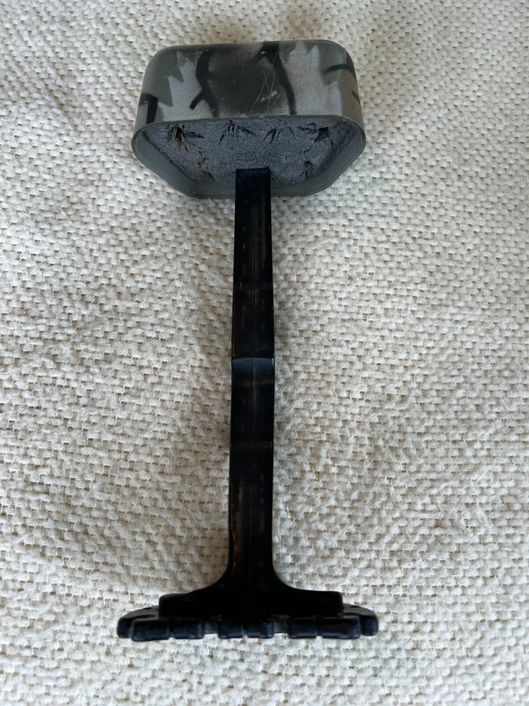 6 Arrow Plastic Detachable Quiver